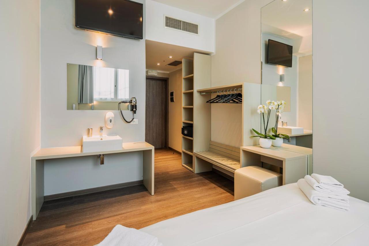 Fasthotel Linate Сеграте Экстерьер фото